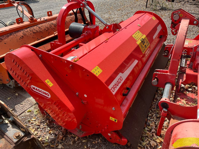 Maschio Tornado 280 - Equipo poscosecha: foto 4 Maschio Tornado 280 - Equipo poscosecha: foto 4