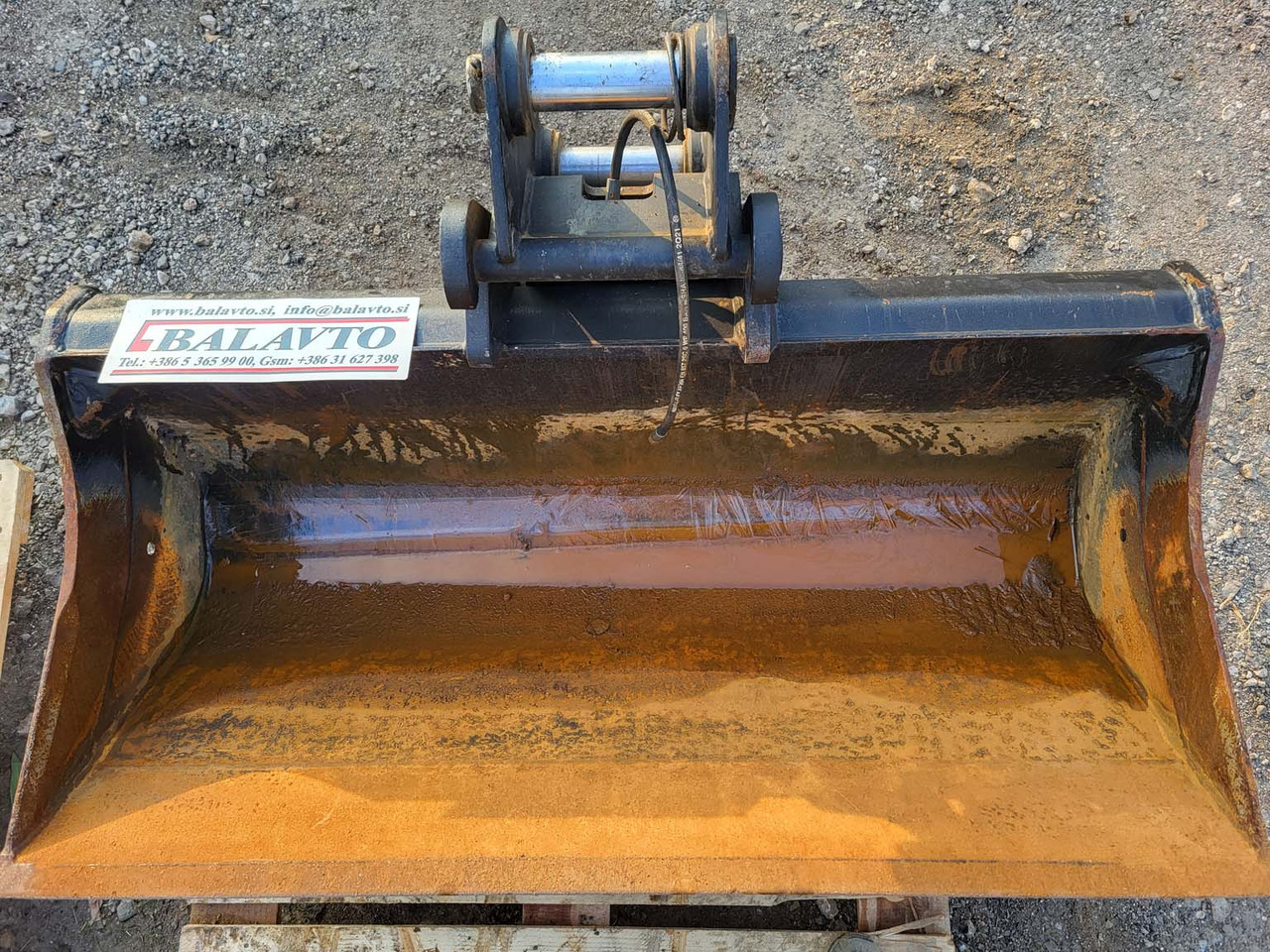 1500 mm Verachtert CW10 for 5-8 ton excavators - Cazo para excavadora: foto 1 1500 mm Verachtert CW10 for 5-8 ton excavators - Cazo para excavadora: foto 1