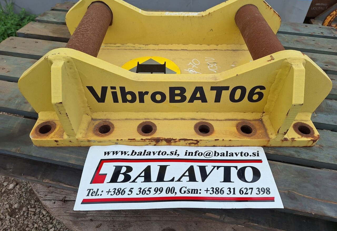 Attachment plate VIBRO BAT 06 - Acoplamiento rápido para Excavadora: foto 1 Attachment plate VIBRO BAT 06 - Acoplamiento rápido para Excavadora: foto 1