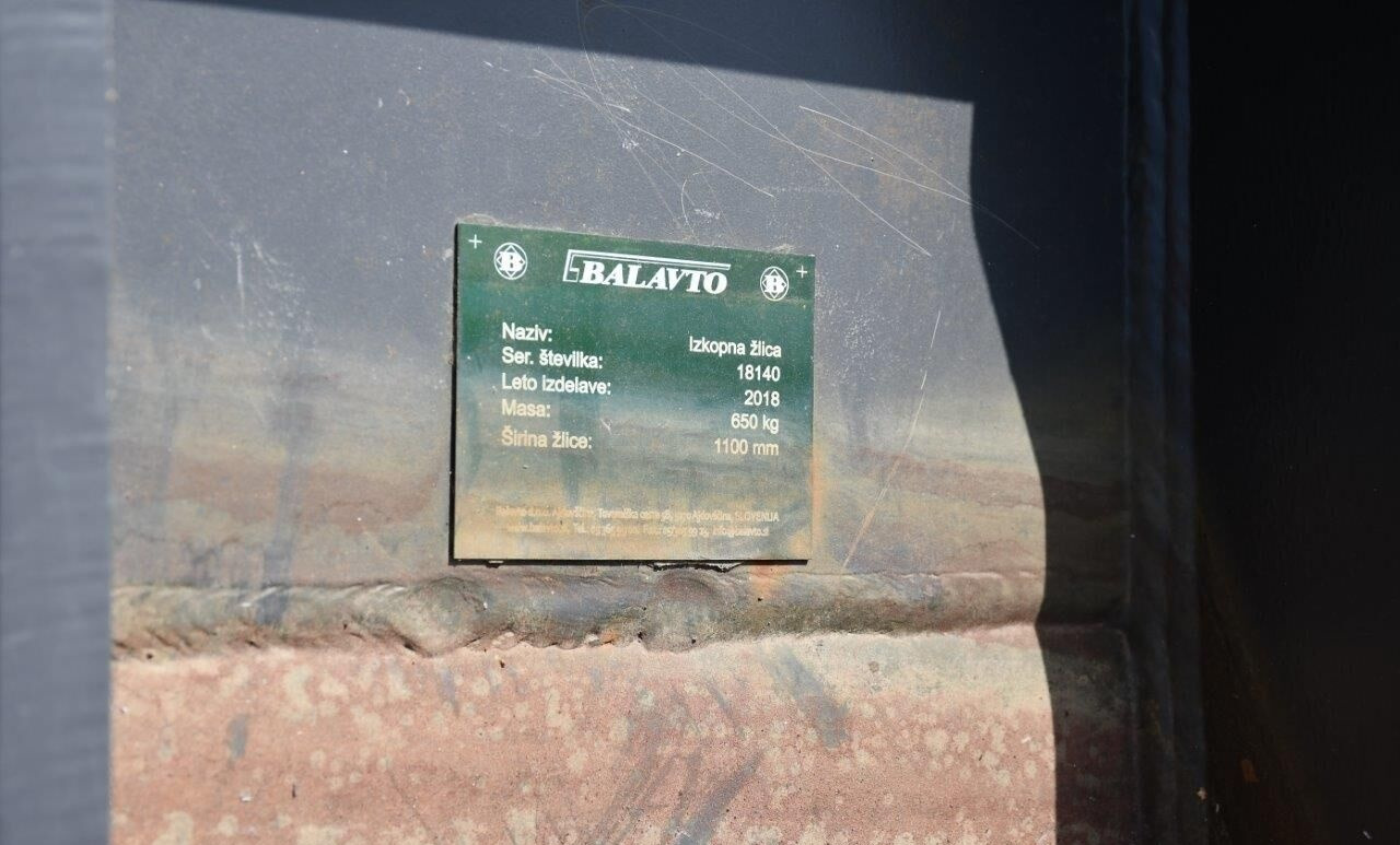 Balavto Digging bucket 1100 mm S6 - Cazo para excavadora: foto 3 Balavto Digging bucket 1100 mm S6 - Cazo para excavadora: foto 3