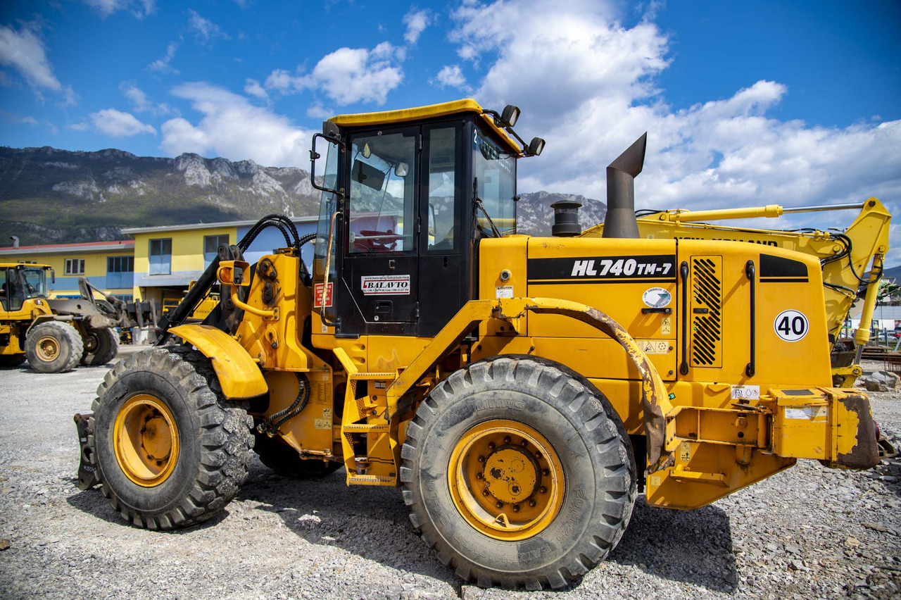 HYUNDAI HL740TM-7 for parts - Cargadora de ruedas: foto 3 HYUNDAI HL740TM-7 for parts - Cargadora de ruedas: foto 3