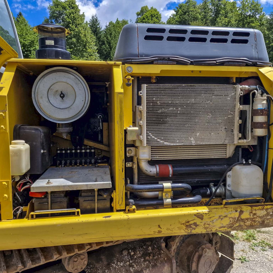 Excavadora de cadenas New Holland Kobelco E215: foto 7