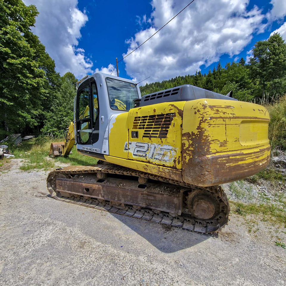 Excavadora de cadenas New Holland Kobelco E215: foto 17