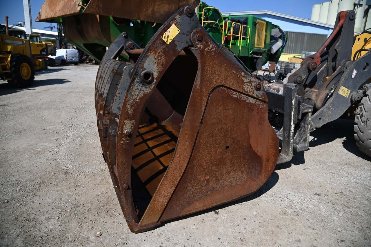 Trevi Benne Loader bucket 3000 mm - Cazo cargador: foto 3 Trevi Benne Loader bucket 3000 mm - Cazo cargador: foto 3