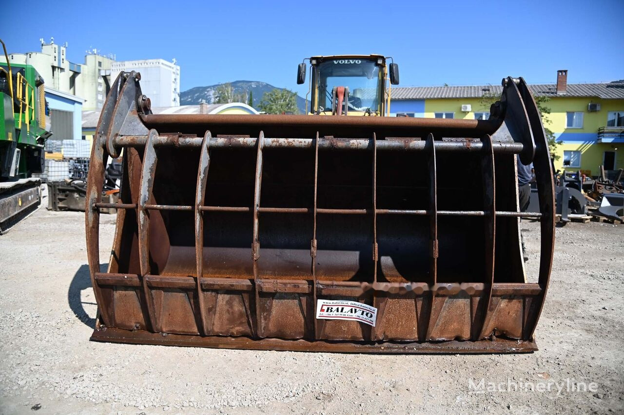 Trevi Benne Loader bucket 3000 mm - Cazo cargador: foto 1 Trevi Benne Loader bucket 3000 mm - Cazo cargador: foto 1