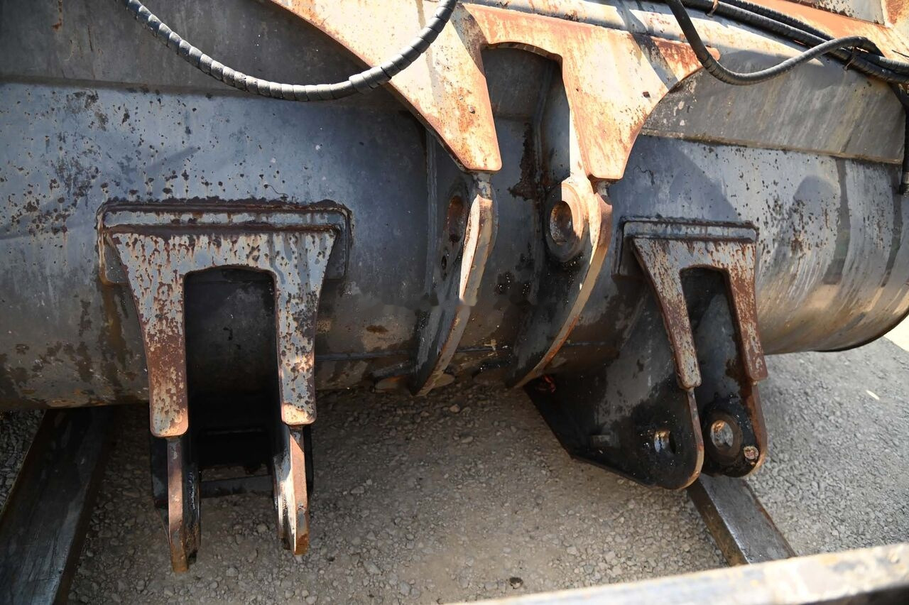 Trevi Benne Loader bucket 3000 mm - Cazo cargador: foto 4 Trevi Benne Loader bucket 3000 mm - Cazo cargador: foto 4