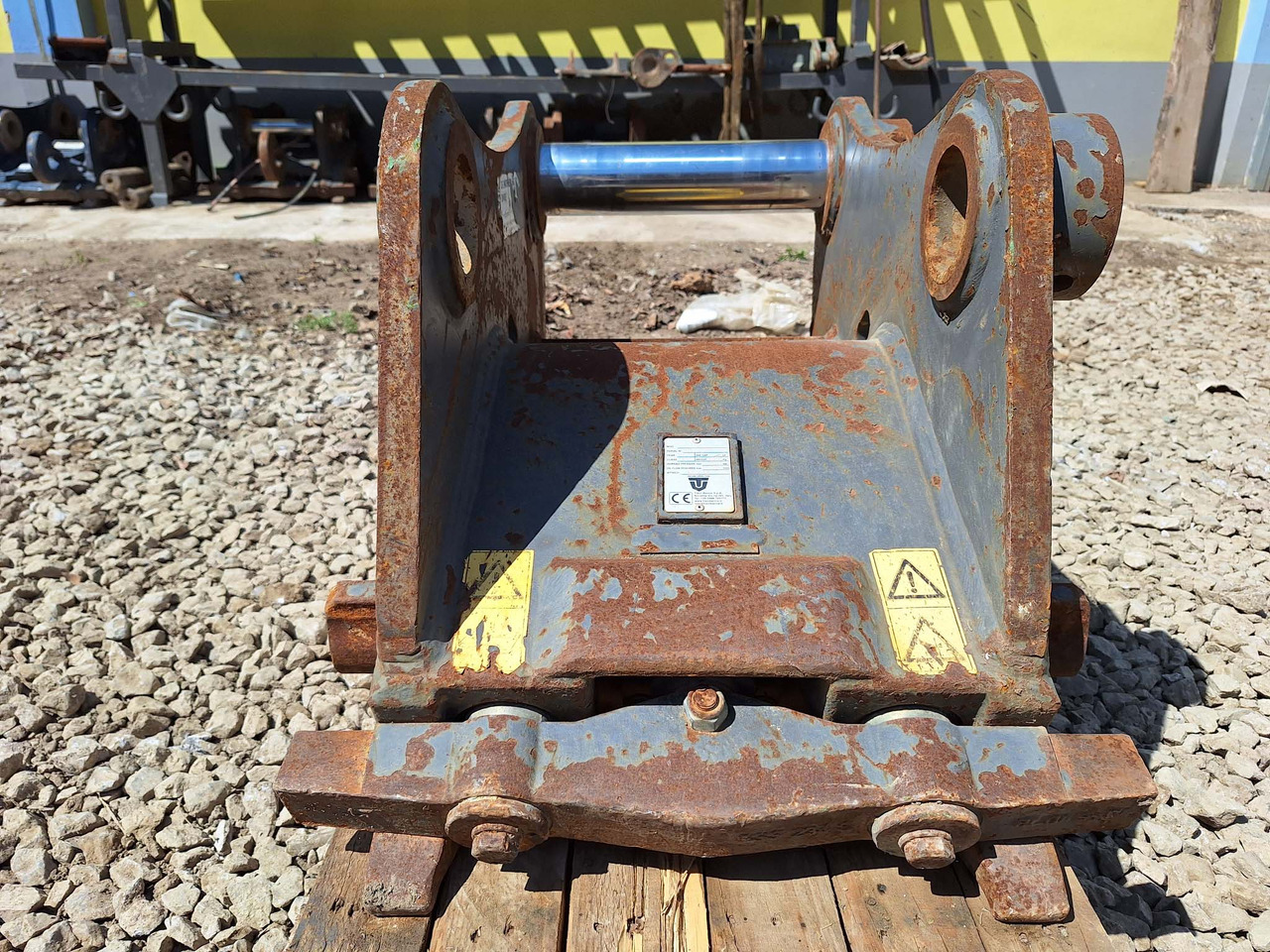 Trevi Benne hydraulic ARI Verachtert Volvo EC220E - Acoplamiento rápido para Maquinaria de construcción: foto 3 Trevi Benne hydraulic ARI Verachtert Volvo EC220E - Acoplamiento rápido para Maquinaria de construcción: foto 3