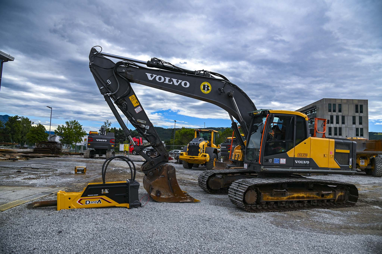 VOLVO EC220EL - Excavadora de cadenas: foto 5 VOLVO EC220EL - Excavadora de cadenas: foto 5