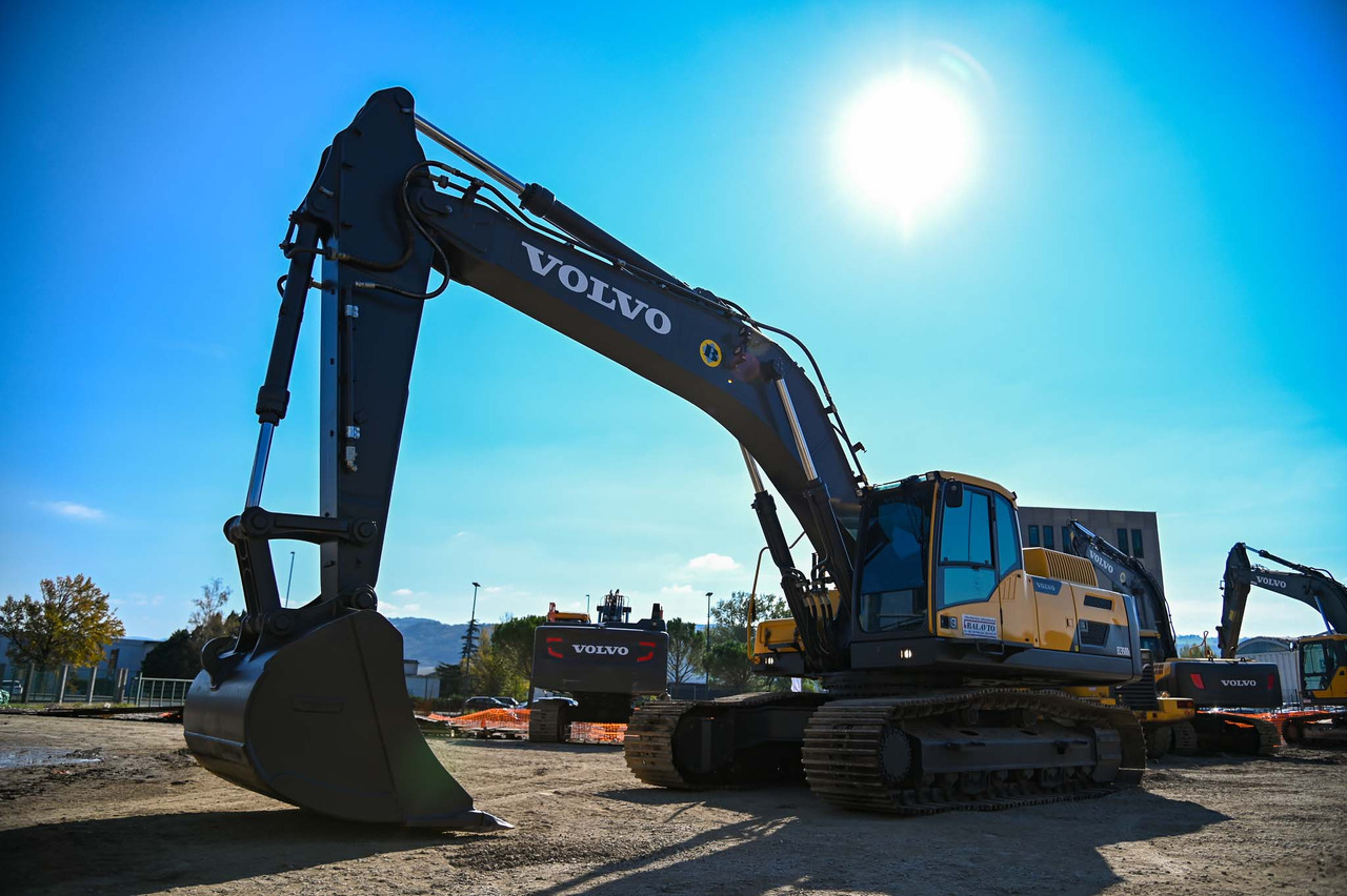 VOLVO EC350DL - Excavadora de cadenas: foto 1 VOLVO EC350DL - Excavadora de cadenas: foto 1