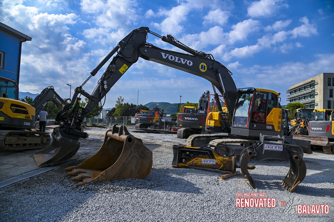 VOLVO ECR235EL - Excavadora de cadenas: foto 3 VOLVO ECR235EL - Excavadora de cadenas: foto 3