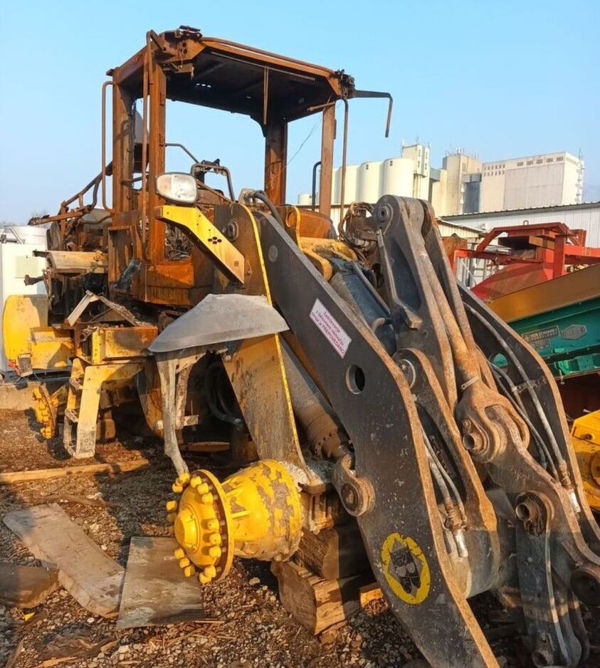Volvo L120H - Cargadora de ruedas: foto 1 Volvo L120H - Cargadora de ruedas: foto 1