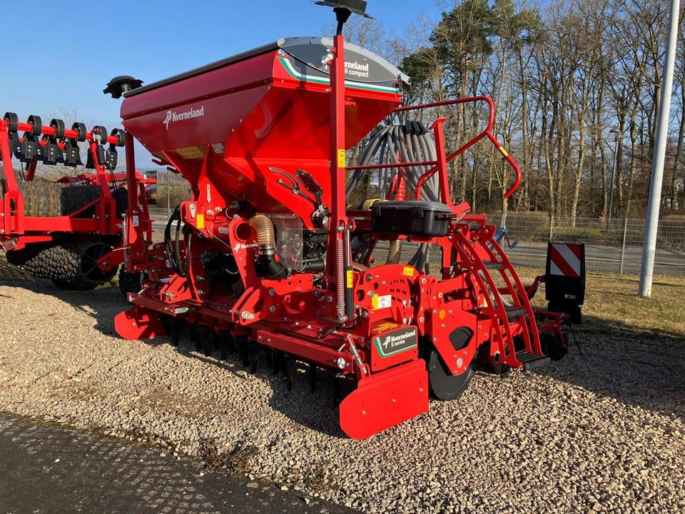 Kverneland Drillkombination E-Drill und S-Serie 3,00m - Combinado de siembra: foto 4 Kverneland Drillkombination E-Drill und S-Serie 3,00m - Combinado de siembra: foto 4