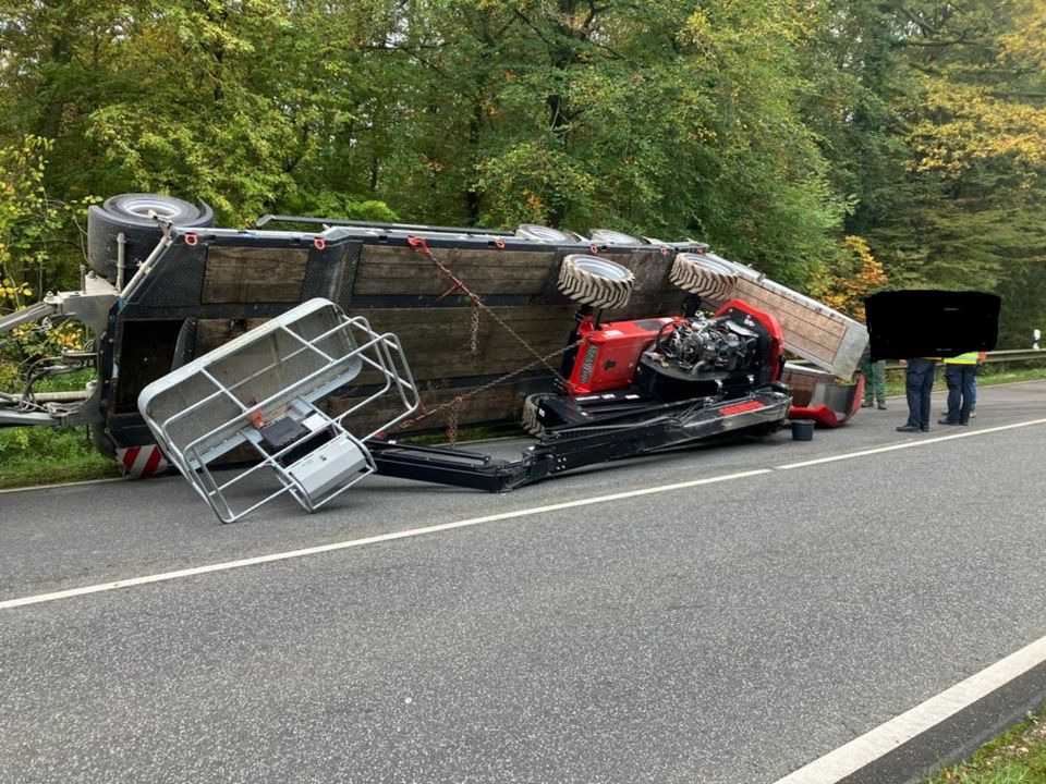 Manitou Arbeitsbühne 180 ATJ Unfallschaden Teleskopbühne - Plataforma articulada: foto 1 Manitou Arbeitsbühne 180 ATJ Unfallschaden Teleskopbühne - Plataforma articulada: foto 1