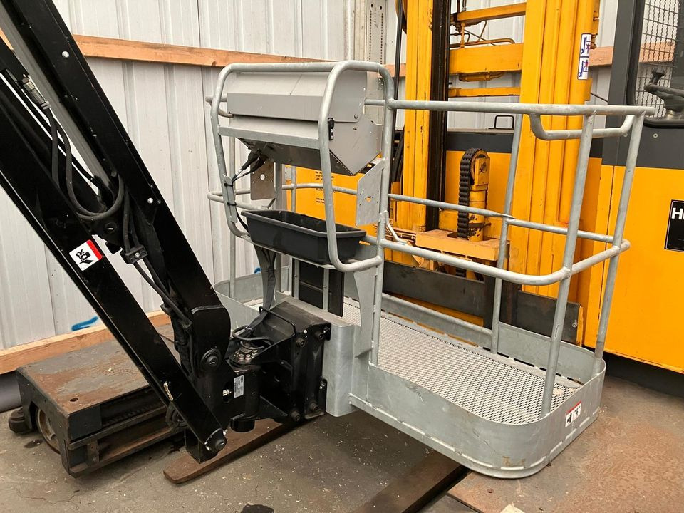 Manitou Arbeitsbühne 180 ATJ Unfallschaden Teleskopbühne - Plataforma articulada: foto 2 Manitou Arbeitsbühne 180 ATJ Unfallschaden Teleskopbühne - Plataforma articulada: foto 2