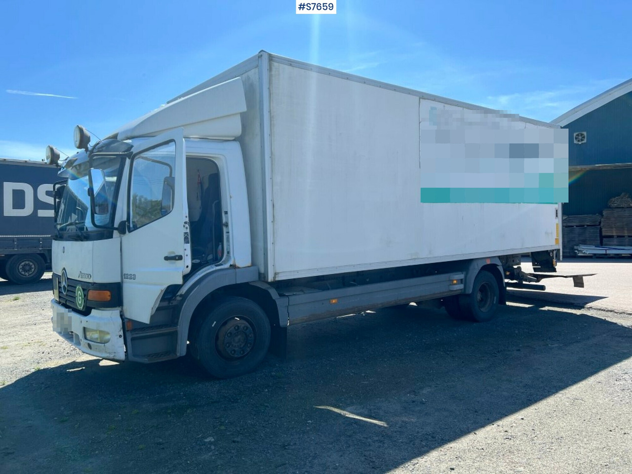 Box Truck Mercedes Benz Atego 1223, See videos - Camión caja cerrada: foto 1 Box Truck Mercedes Benz Atego 1223, See videos - Camión caja cerrada: foto 1