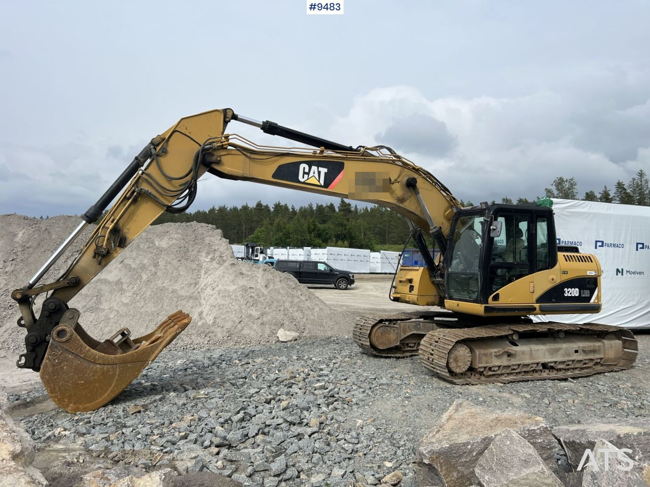 CAT 320 D with attachments (VIDEO) - Excavadora de cadenas: foto 1 CAT 320 D with attachments (VIDEO) - Excavadora de cadenas: foto 1