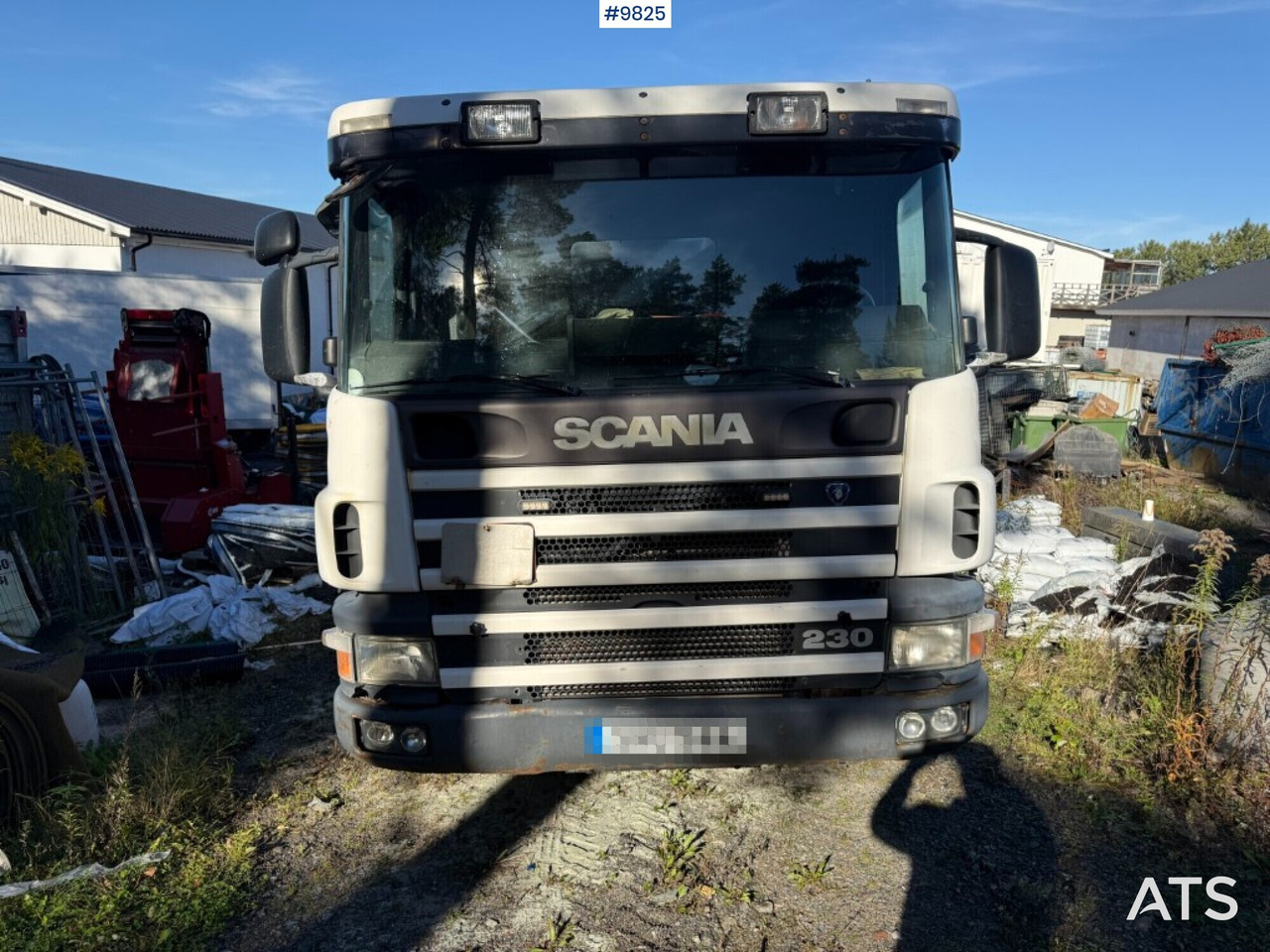 Camión caja abierta, Camión grúa Crane truck Scania P94 230 with tail lift: foto 11