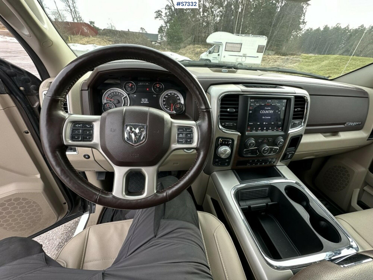 Dodge Ram 1500 Laramie, gasoline, serviced. - Pick-up: foto 3 Dodge Ram 1500 Laramie, gasoline, serviced. - Pick-up: foto 3