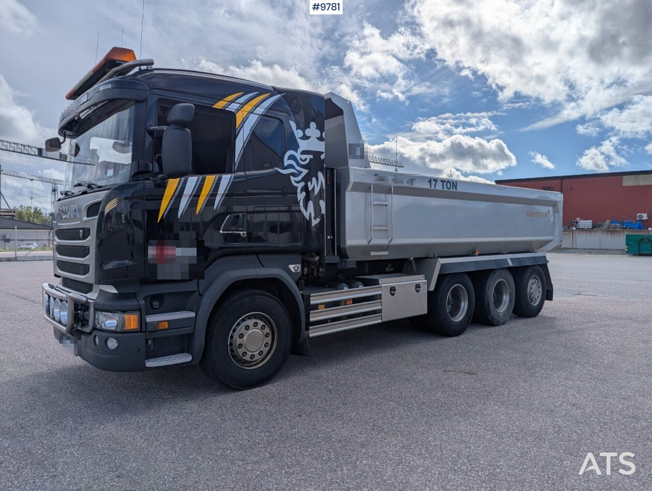 Dump truck Scania R520 8X4 - Camión volquete: foto 1 Dump truck Scania R520 8X4 - Camión volquete: foto 1