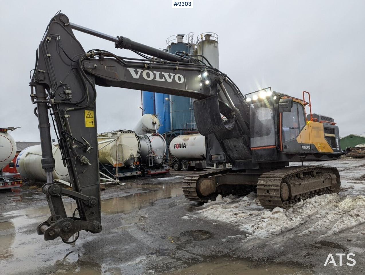 Excavator Volvo EC 380 EL (SEE VIDEO) - Excavadora de cadenas: foto 1 Excavator Volvo EC 380 EL (SEE VIDEO) - Excavadora de cadenas: foto 1