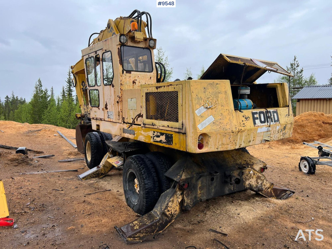 FORD Wheel excavator (VIDEO) - Excavadora de ruedas: foto 4 FORD Wheel excavator (VIDEO) - Excavadora de ruedas: foto 4