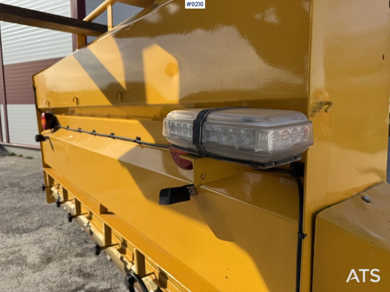 Flatbed sand spreader Forshaga - Esparcidor de sal: foto 4 Flatbed sand spreader Forshaga - Esparcidor de sal: foto 4