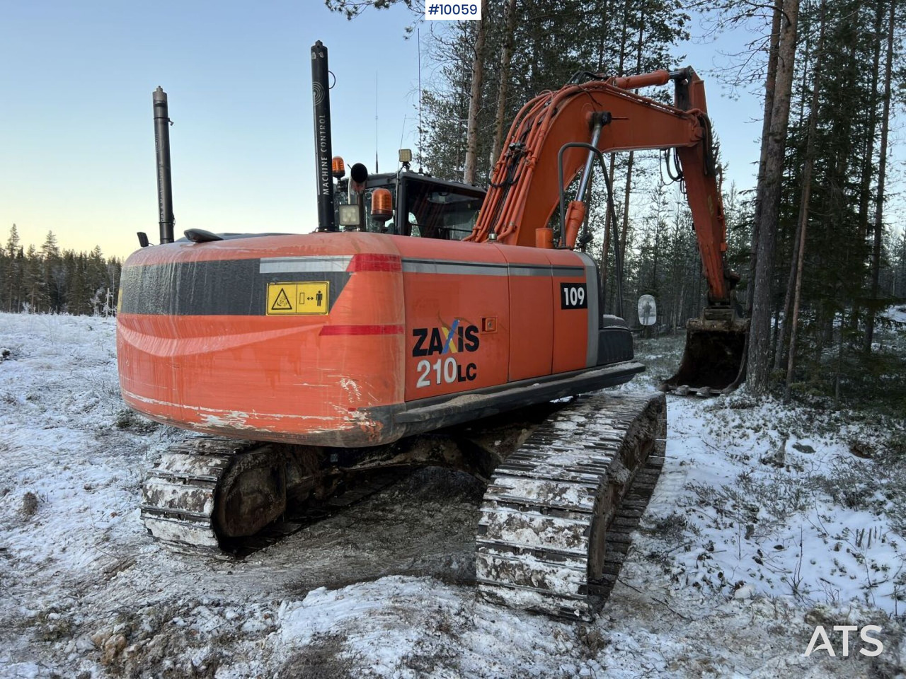Hitachi ZX210LC-3 Excavator with rotor and tooth bucket - Excavadora de cadenas: foto 4 Hitachi ZX210LC-3 Excavator with rotor and tooth bucket - Excavadora de cadenas: foto 4