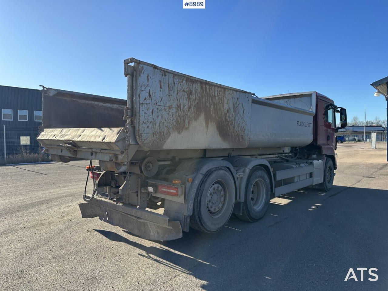 Hook lift MAN TGS 28.430 X2-4 BL with bed - SEE VIDEO - Camión multibasculante: foto 2 Hook lift MAN TGS 28.430 X2-4 BL with bed - SEE VIDEO - Camión multibasculante: foto 2