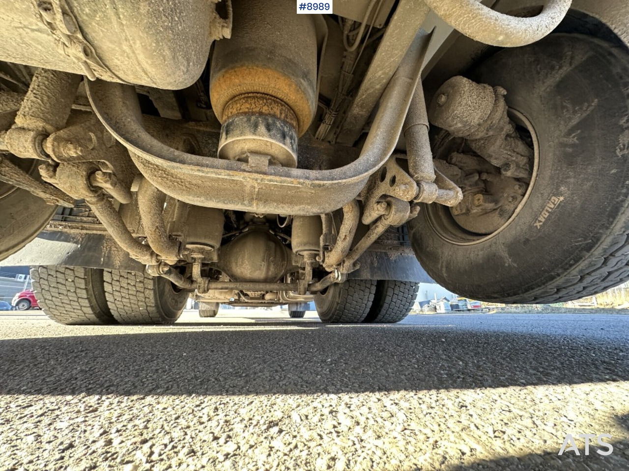 Hook lift MAN TGS 28.430 X2-4 BL with bed - SEE VIDEO - Camión multibasculante: foto 5 Hook lift MAN TGS 28.430 X2-4 BL with bed - SEE VIDEO - Camión multibasculante: foto 5