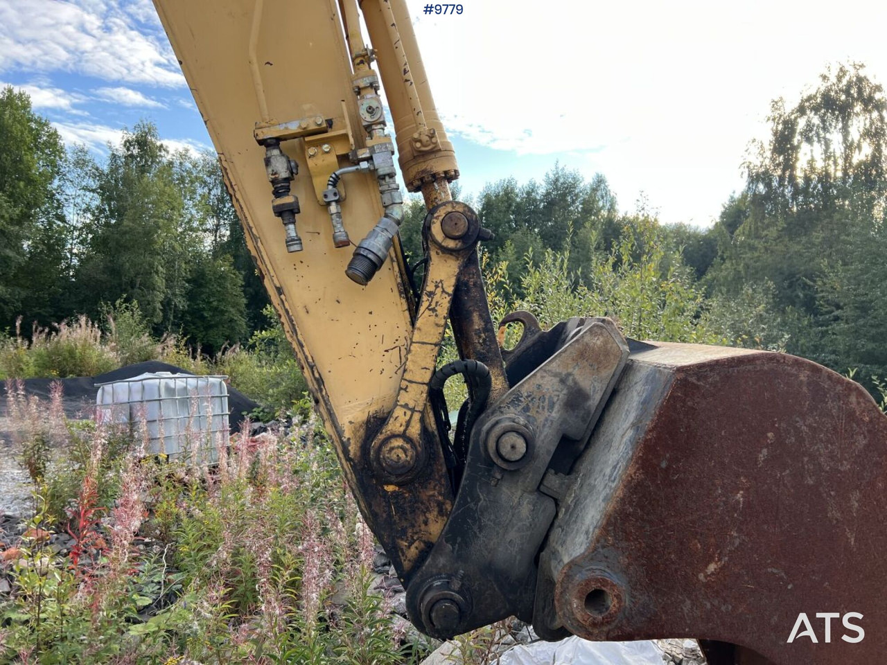 Excavadora de cadenas KOMATSU PC210LC-8 Excavator with buckets: foto 12