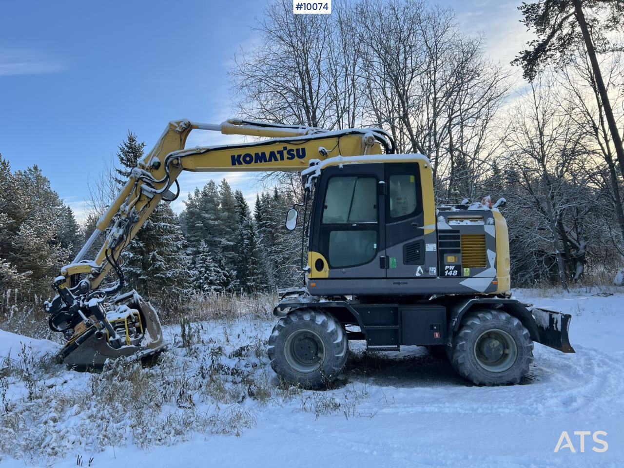 Komatsu PW148 Wheeled excavator with rotor and buckets - Excavadora de ruedas: foto 1 Komatsu PW148 Wheeled excavator with rotor and buckets - Excavadora de ruedas: foto 1