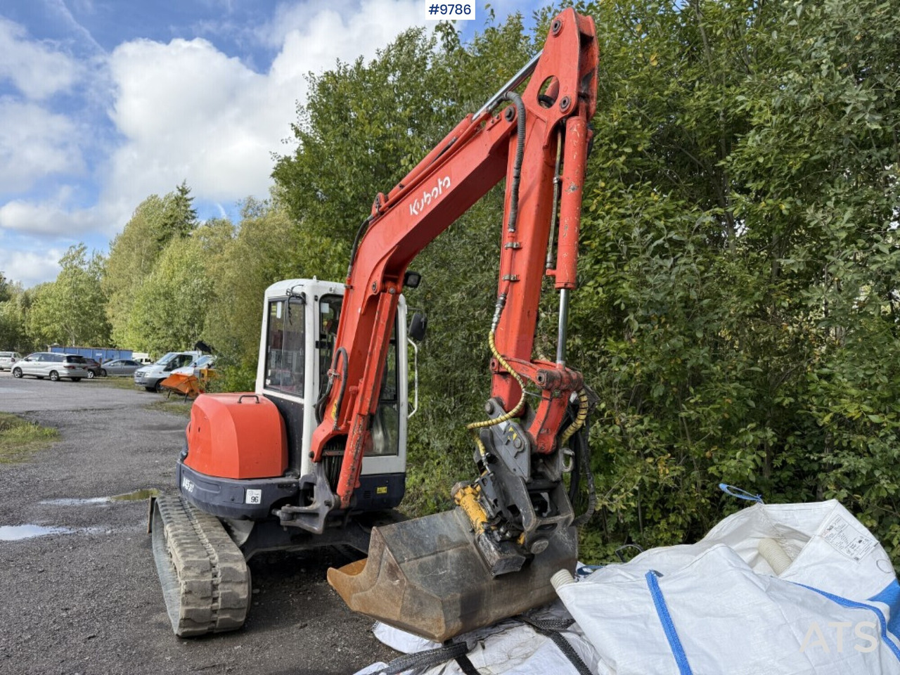Kubota U45-3a crawler excavator with tiltrotator and buckets - Miniexcavadora: foto 2 Kubota U45-3a crawler excavator with tiltrotator and buckets - Miniexcavadora: foto 2