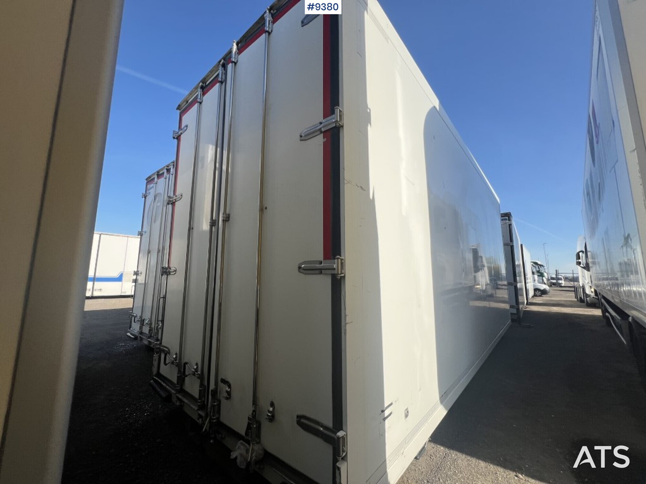 Refrigerated trailer cabinet Ekeri - Carrocería-frigorifico: foto 1 Refrigerated trailer cabinet Ekeri - Carrocería-frigorifico: foto 1