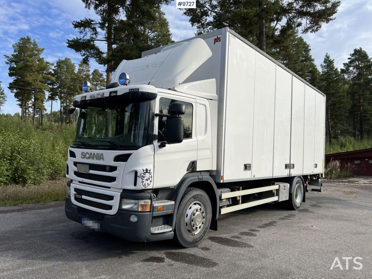 SCANIA P280 Box truck with tail lift - Camión caja cerrada: foto 1 SCANIA P280 Box truck with tail lift - Camión caja cerrada: foto 1