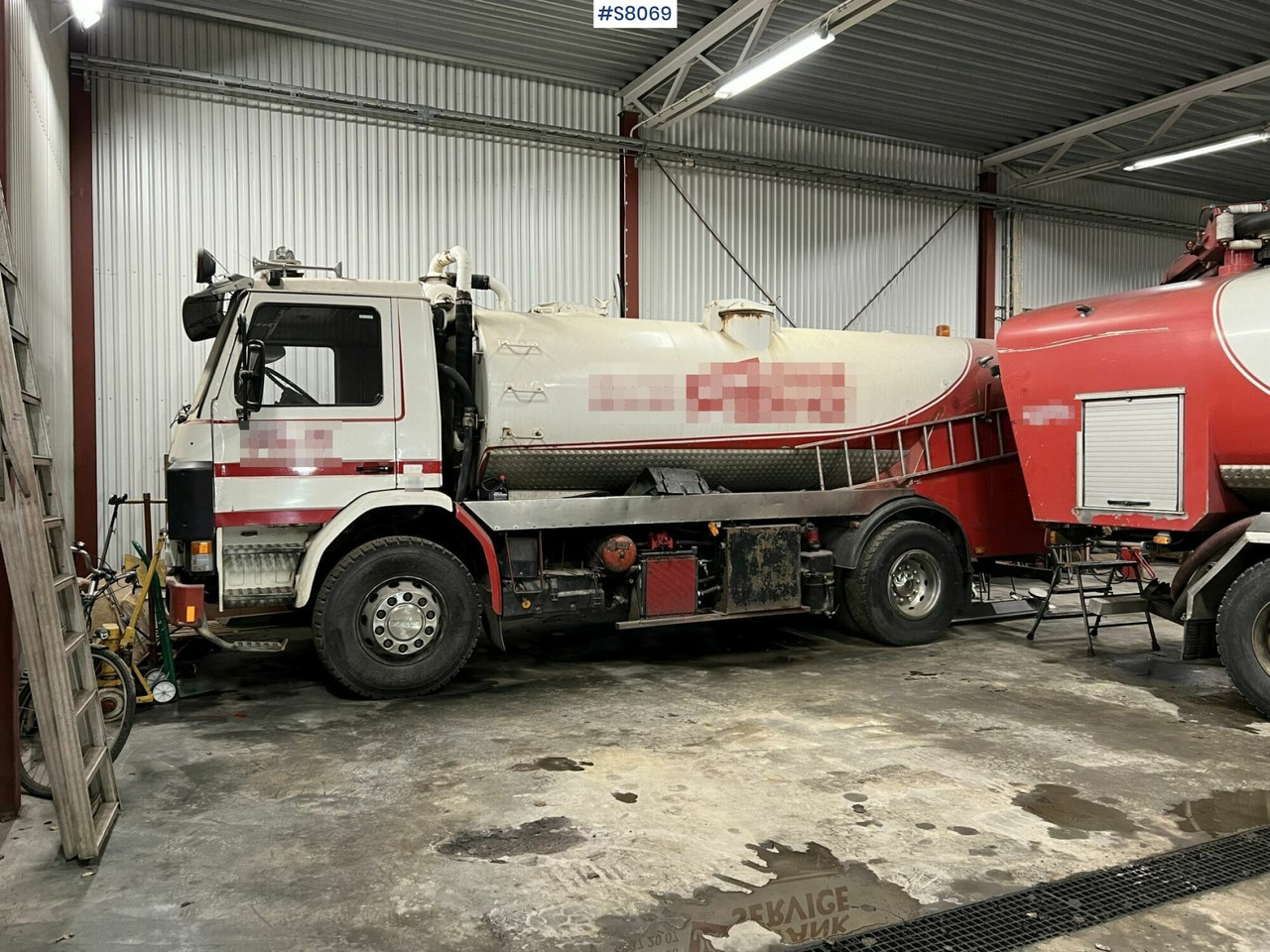 Suction/Combi truck, Scania P92H 4x2, Rep-object - Limpieza de alcantarillado: foto 2 Suction/Combi truck, Scania P92H 4x2, Rep-object - Limpieza de alcantarillado: foto 2