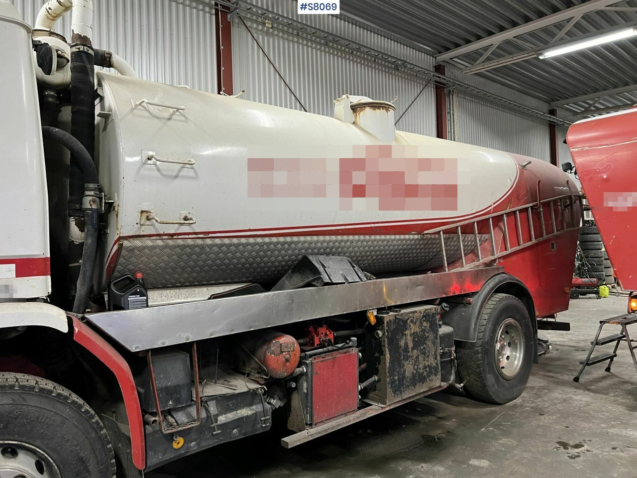 Suction/Combi truck, Scania P92H 4x2, Rep-object - Limpieza de alcantarillado: foto 4 Suction/Combi truck, Scania P92H 4x2, Rep-object - Limpieza de alcantarillado: foto 4