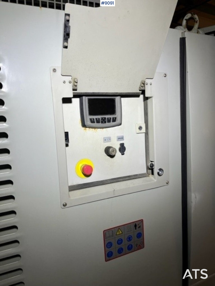 Ultrahigh-pressure cleaner unit - Dynajet UHP 220 2800/27T - Equipo de construcción: foto 4 Ultrahigh-pressure cleaner unit - Dynajet UHP 220 2800/27T - Equipo de construcción: foto 4