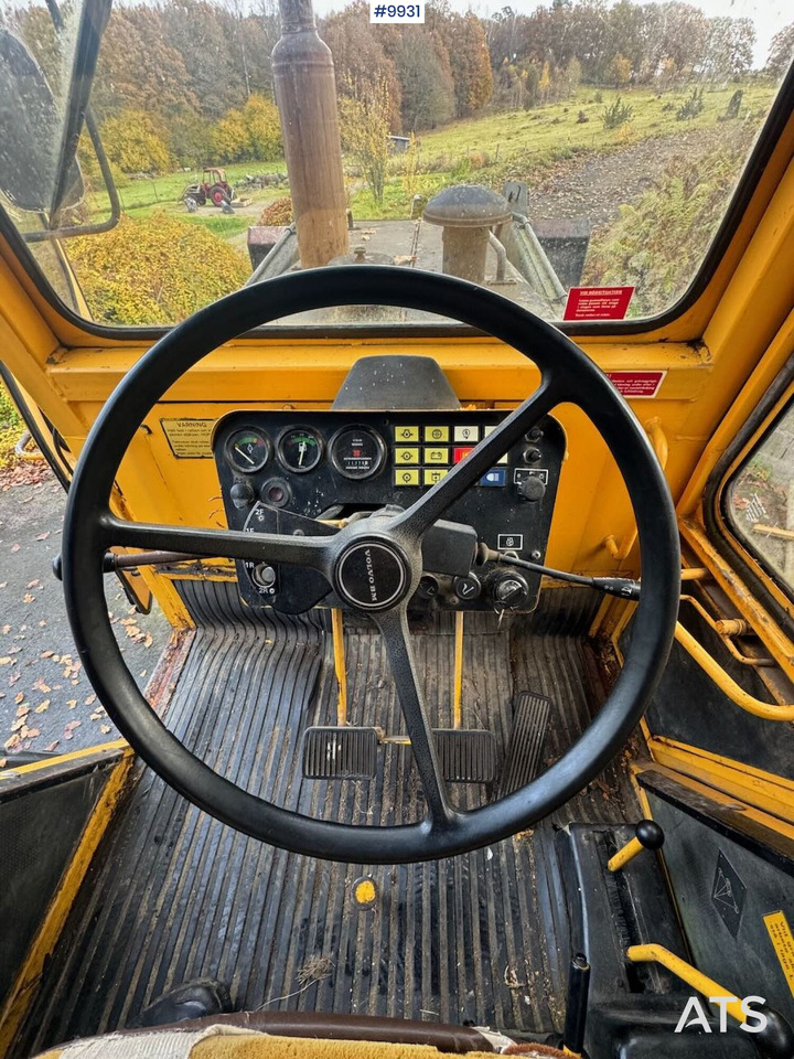 Retroexcavadora Volvo BM 646 Backhoe loader with 2 sets of tires.: foto 6