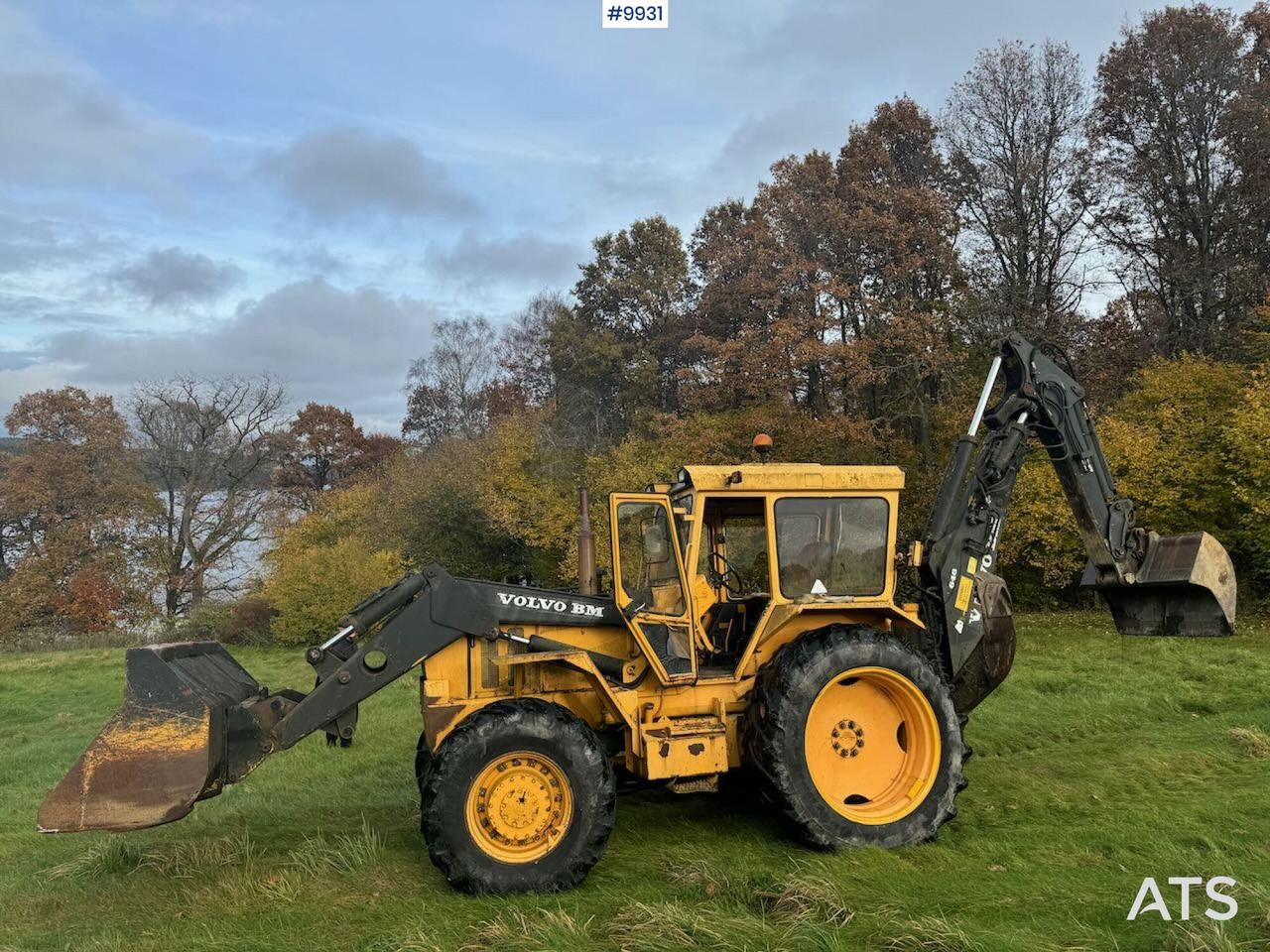 Retroexcavadora Volvo BM 646 Backhoe loader with 2 sets of tires.: foto 14