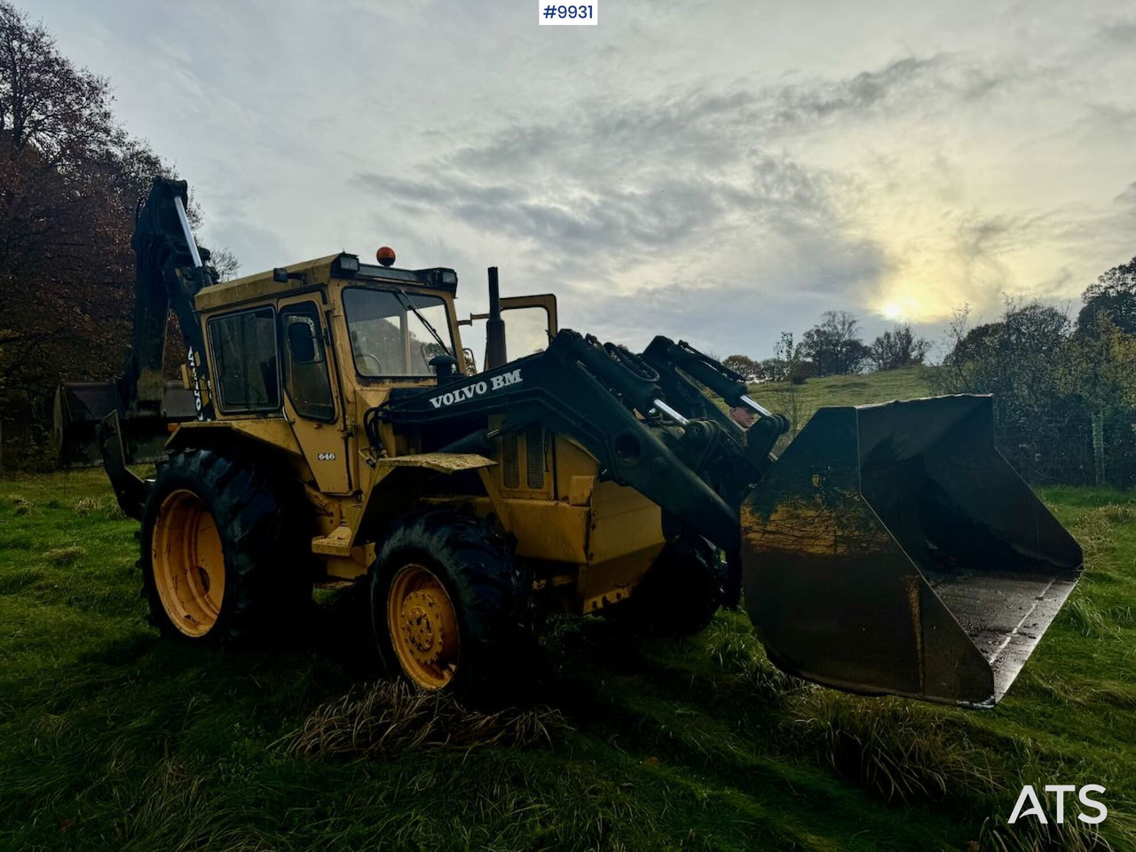 Retroexcavadora Volvo BM 646 Backhoe loader with 2 sets of tires.: foto 16