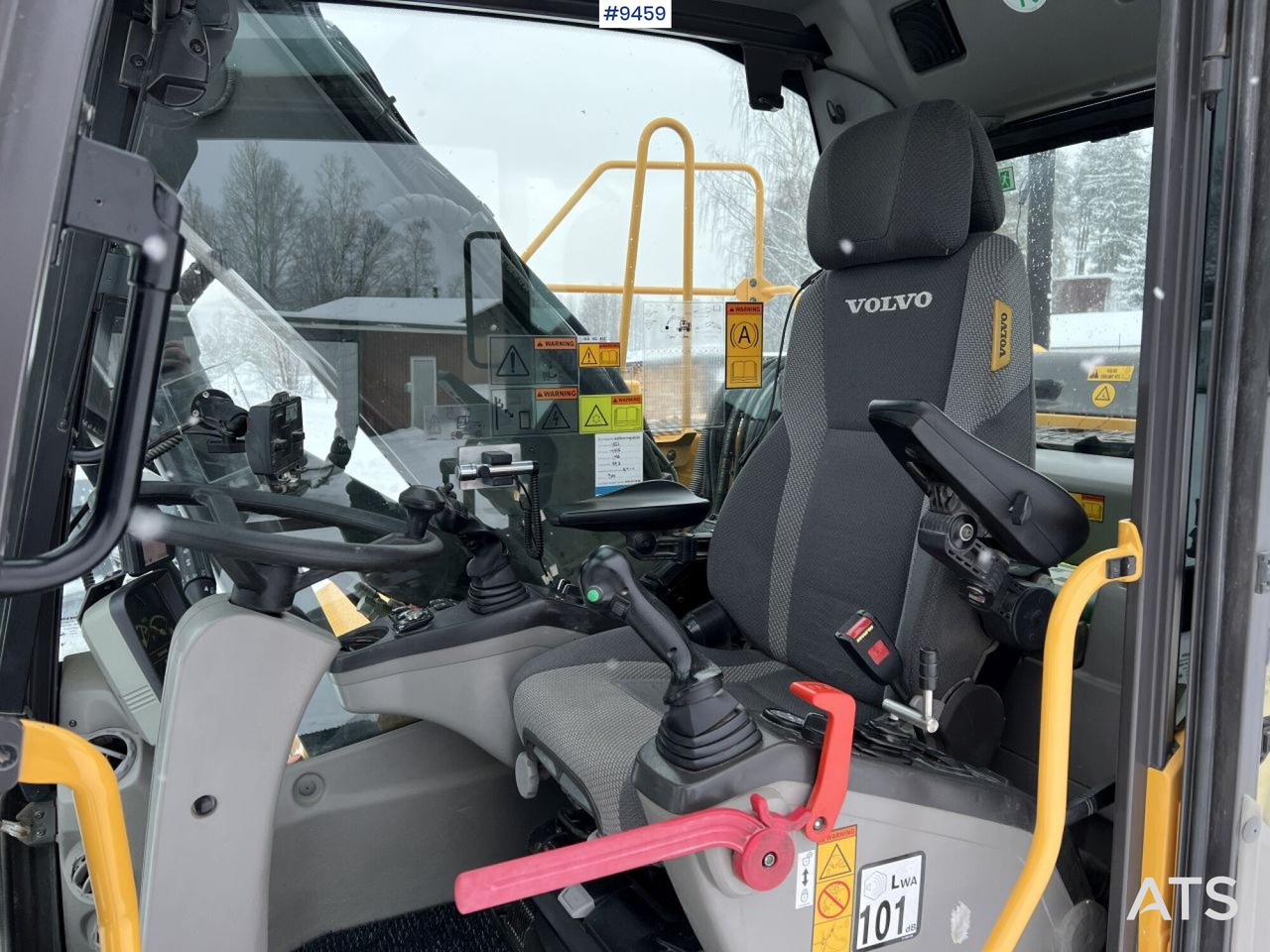Volvo EW160 D Wheeled excavator (VIDEO) - Excavadora de ruedas: foto 5 Volvo EW160 D Wheeled excavator (VIDEO) - Excavadora de ruedas: foto 5