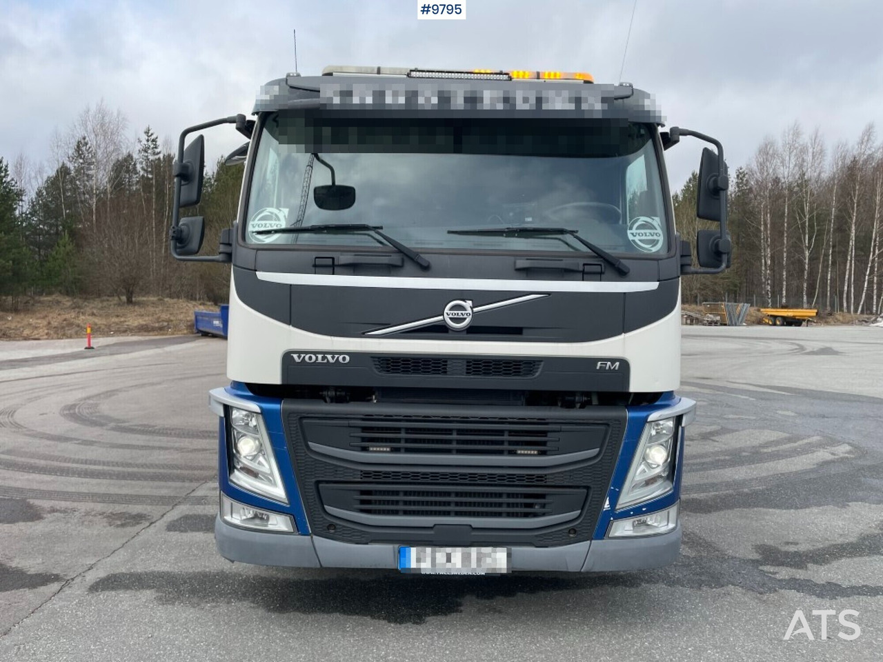Volvo FM 370 6X2 Spreader truck - Camión volquete: foto 2 Volvo FM 370 6X2 Spreader truck - Camión volquete: foto 2