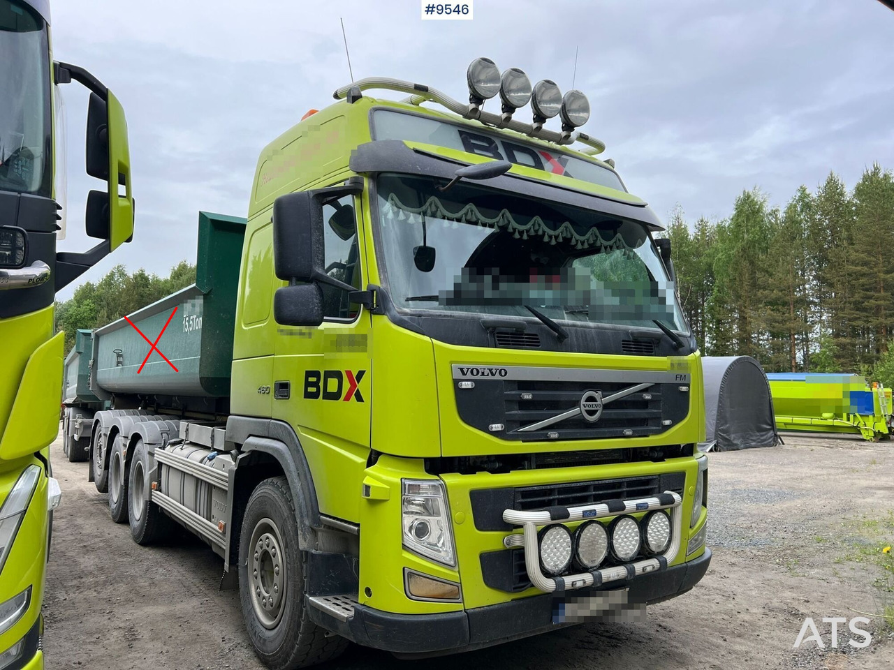 Volvo FM 8*4 Tridem Lastväxlare - Camión multibasculante: foto 2 Volvo FM 8*4 Tridem Lastväxlare - Camión multibasculante: foto 2