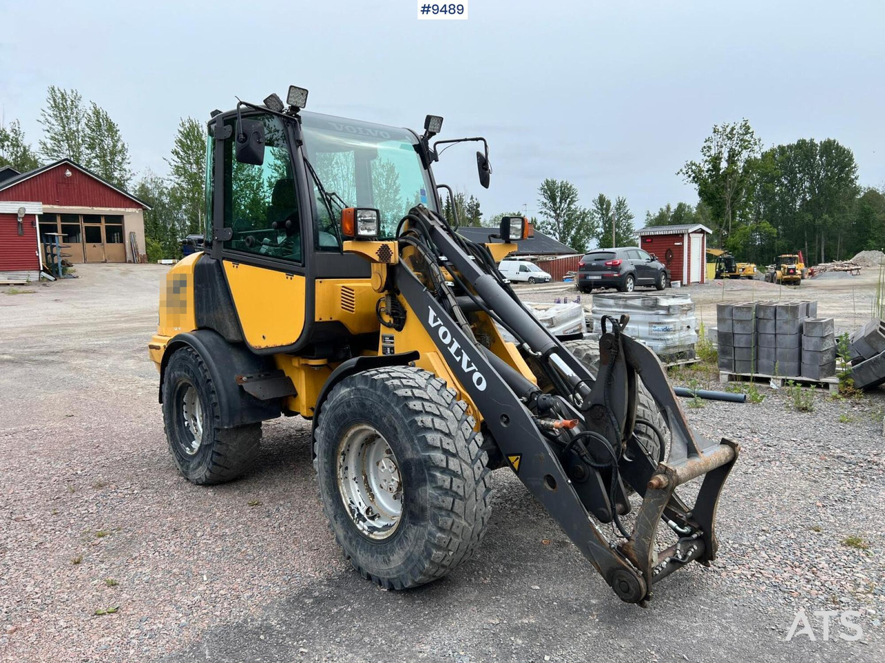Volvo L25 B with tools (VIDEO) - Cargadora de ruedas: foto 2 Volvo L25 B with tools (VIDEO) - Cargadora de ruedas: foto 2