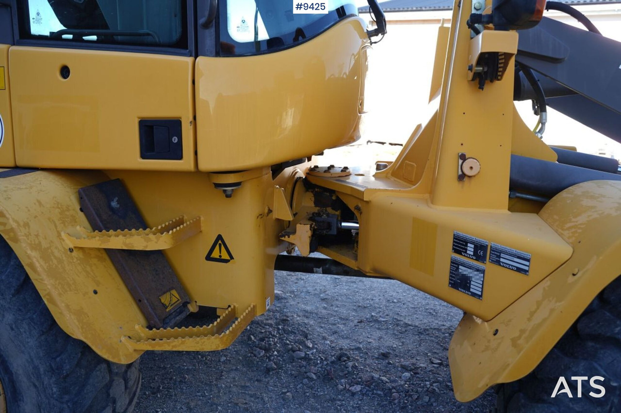 Cargadora de ruedas Volvo L35 G with implements (VIDEO): foto 20
