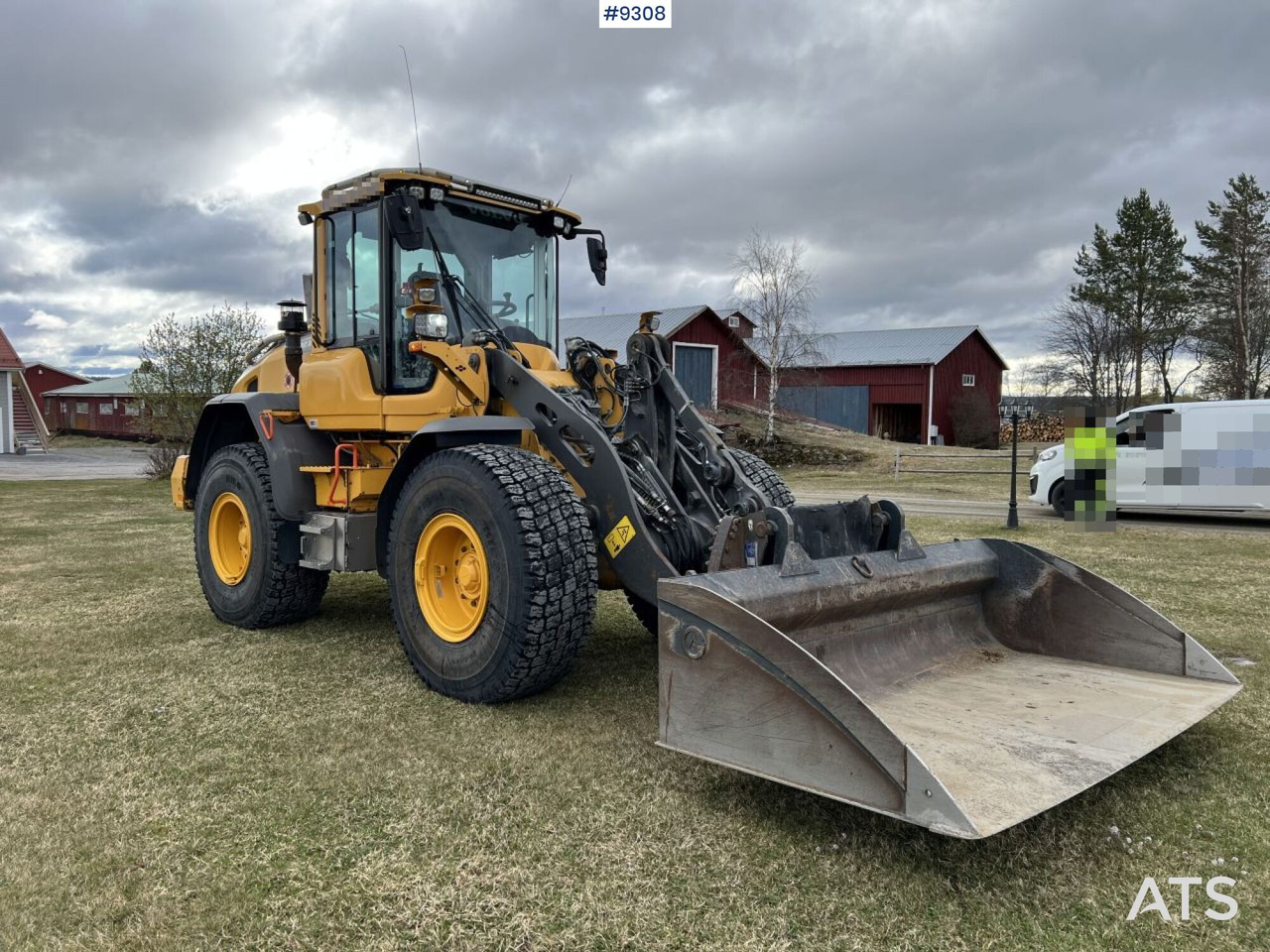 Volvo L60 H Wheel loader with grading bucket (VIDEO) - Cargadora de ruedas: foto 2 Volvo L60 H Wheel loader with grading bucket (VIDEO) - Cargadora de ruedas: foto 2