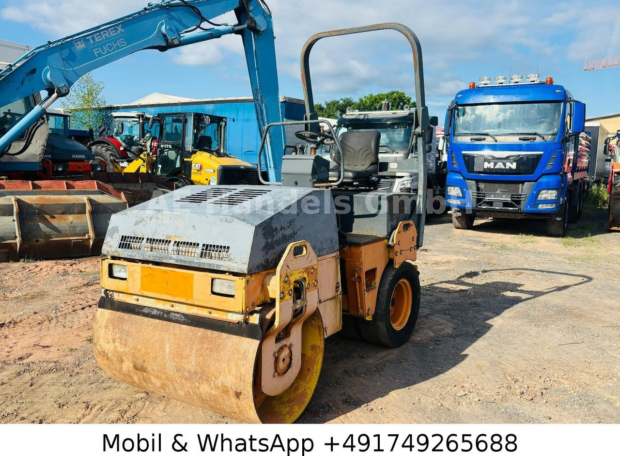 BOMAG Vibrokombiwalze BW 135 AC *Wasserkühlung - Compactador mixto: foto 5 BOMAG Vibrokombiwalze BW 135 AC *Wasserkühlung - Compactador mixto: foto 5