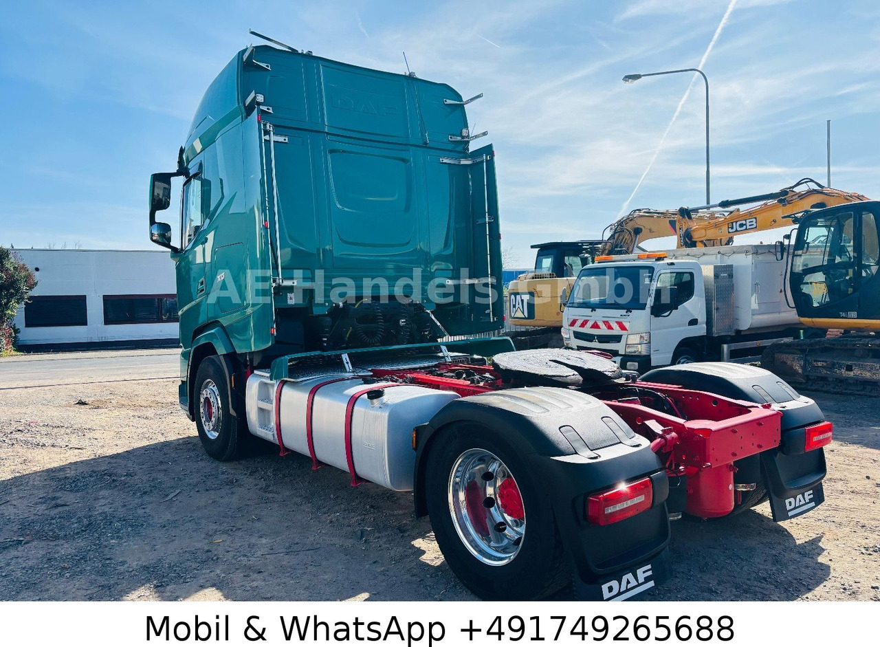 DAF XG 530 BL *Retarder/ACC/LDW/LED/Alcoa/Standklima - Cabeza tractora: foto 4 DAF XG 530 BL *Retarder/ACC/LDW/LED/Alcoa/Standklima - Cabeza tractora: foto 4