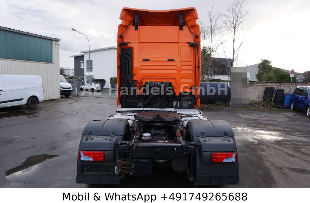 MAN TGX 18.440 XLX LL Low *Manual/Retarder/2xTank - Cabeza tractora: foto 4 MAN TGX 18.440 XLX LL Low *Manual/Retarder/2xTank - Cabeza tractora: foto 4