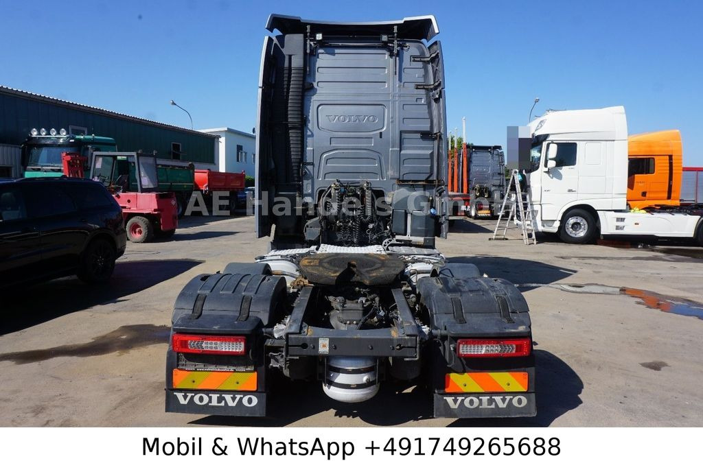 Volvo FH 460 Globe XL LL*Retarder/Hubsattel/Lift/Leder - Cabeza tractora: foto 5 Volvo FH 460 Globe XL LL*Retarder/Hubsattel/Lift/Leder - Cabeza tractora: foto 5